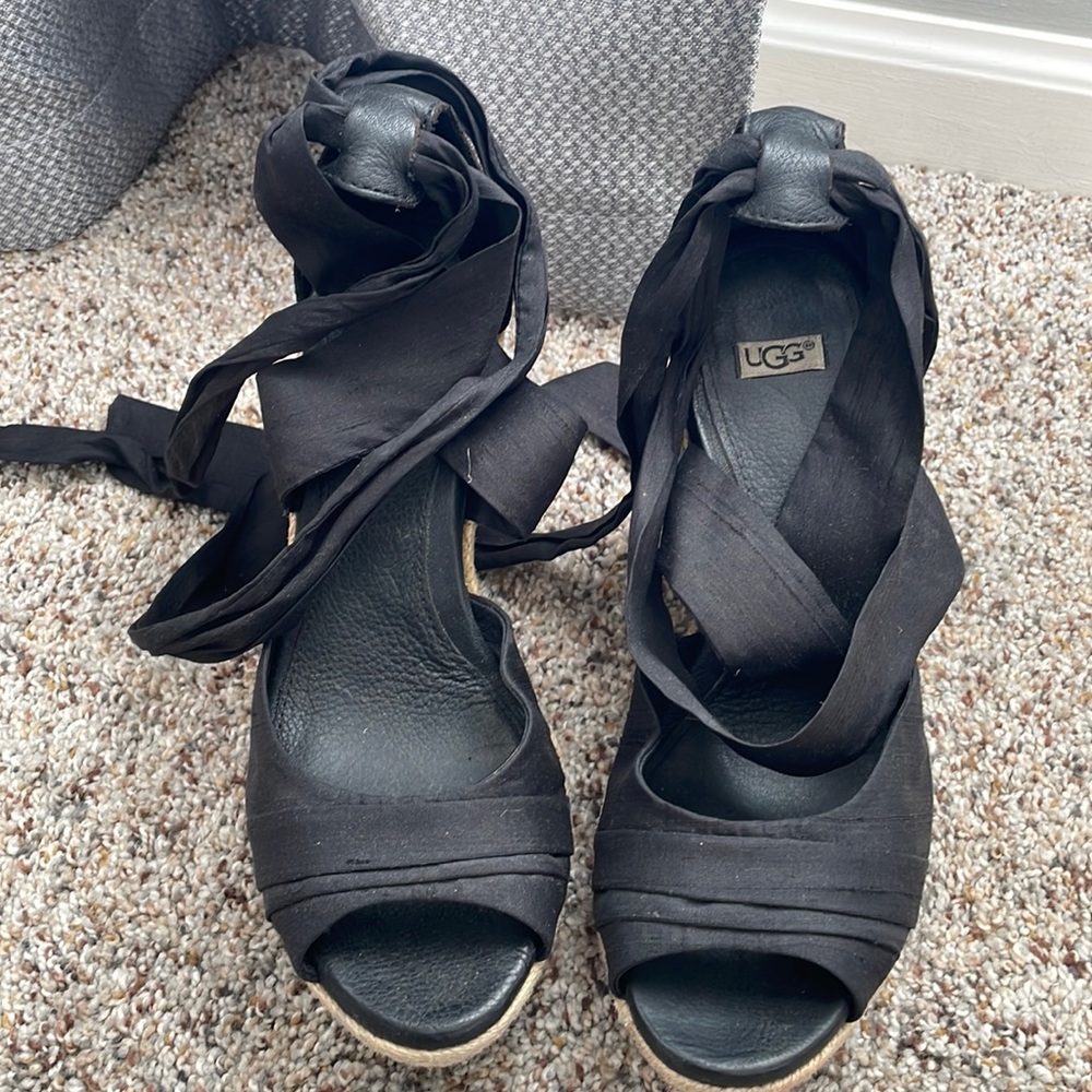 UGG SILK ankle wrap espadrilles. Great condition.